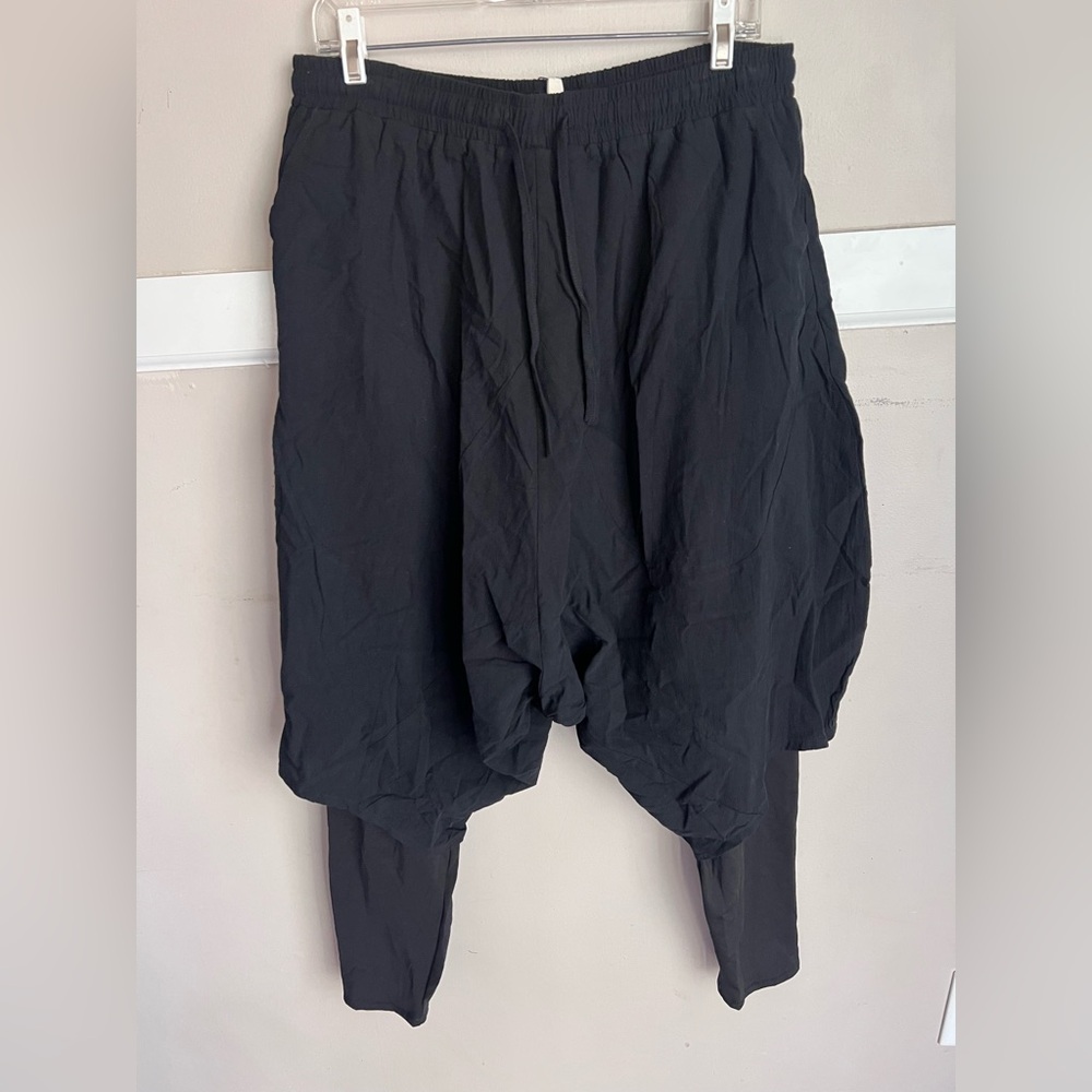 Unisex Black Harem Pants - Picture 2 of 5